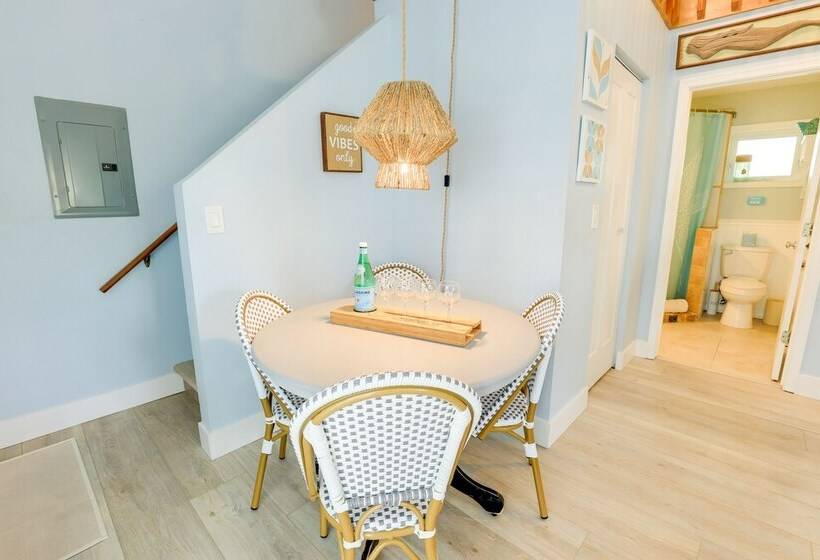 Tropical Cottage < 2 Mi To Hobe Sound Beach!