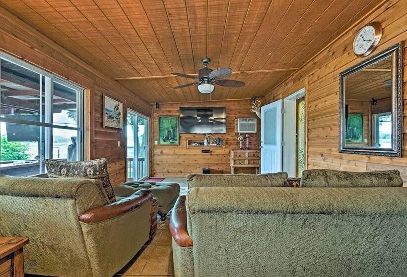 Ultimate Fisher S Retreat On Lake Rousseau!
