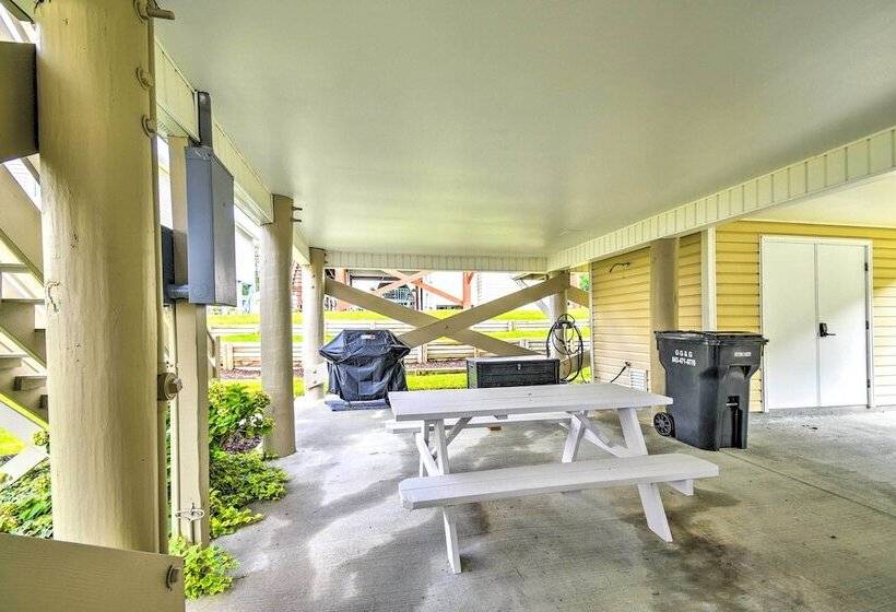 Updated Myrtle Beach Cottage W/ Shared Pool!