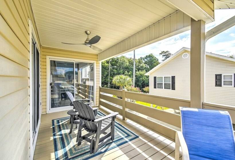 Updated Myrtle Beach Cottage W/ Shared Pool!