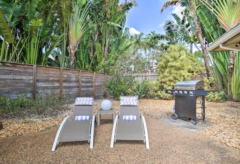 2 Mi To Beach: Updated & Private Oakland Park Gem!
