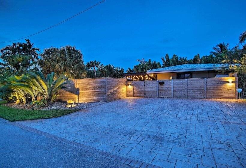 2 Mi To Beach: Updated & Private Oakland Park Gem!