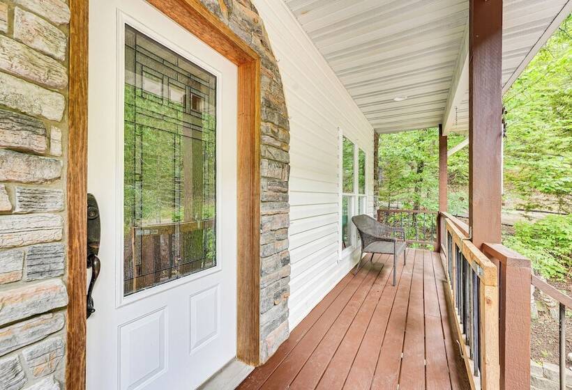 Secluded Branson Escape W/ Pool & Game Room!