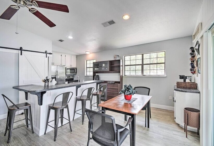 Waterfront Hawthorne Hideaway With Fire Pit!