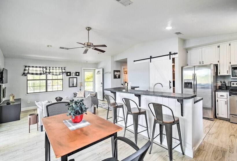 Waterfront Hawthorne Hideaway With Fire Pit!