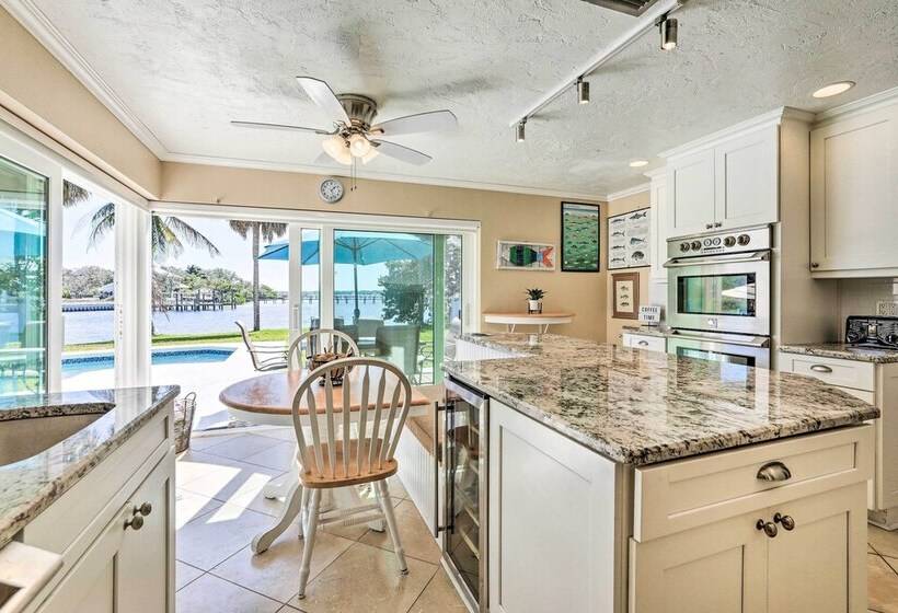 Waterfront Palmetto Home W/ Pool, Dock & Kayaks!