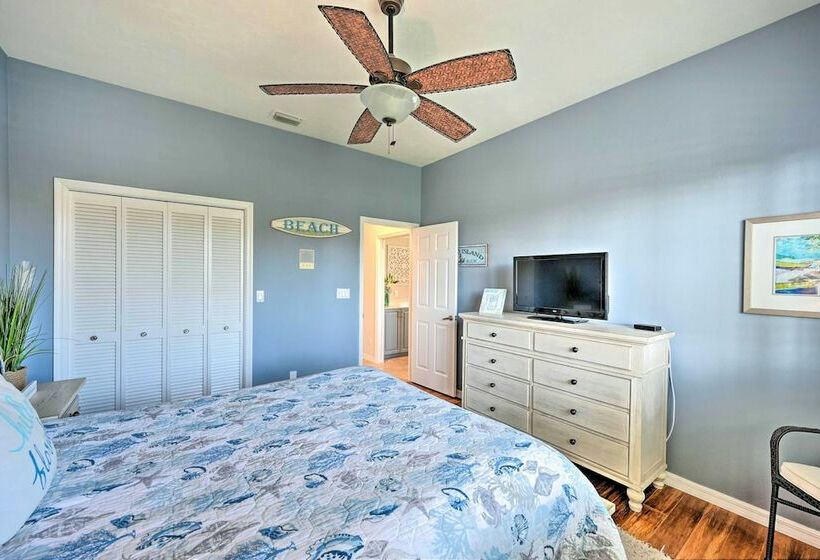 Waterfront Home W/ Pool, Spa & Dock: Walk To Beach