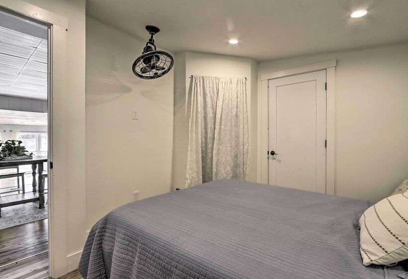 Waterfront Lake Ozark Home W/ Dock & Boat Slip!