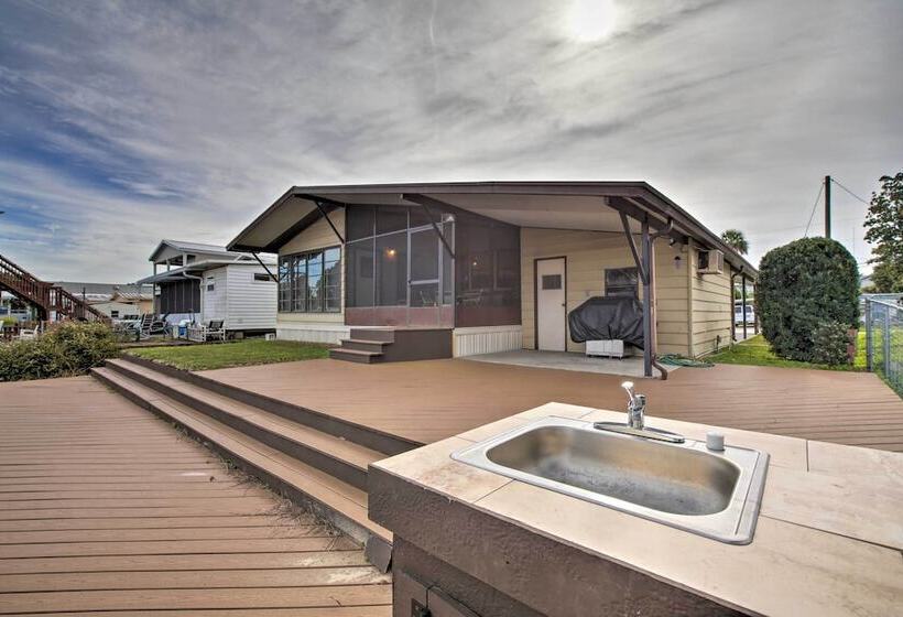 Waterfront Homosassa Home W/ Private Dock & Deck!