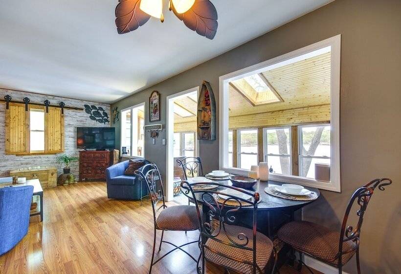Waterfront Ozarks Home W/ Hot Tub, Bar & Dock