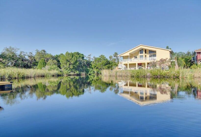 Waterfront Port Richey Home W/ Hot Tub & Dock!