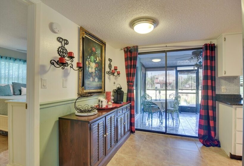 Waterfront Port Richey Home W/ Hot Tub & Dock!