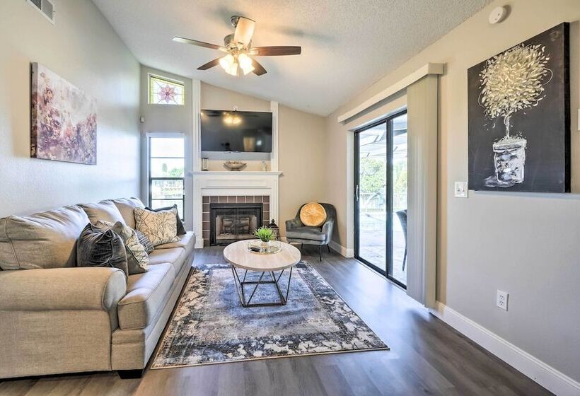 Waterfront Port Richey House W/ Heated Pool!