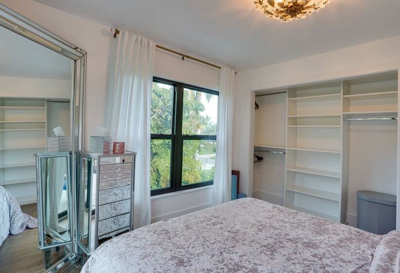 Waterfront Retreat W/ Pool Near Bonita Beach!