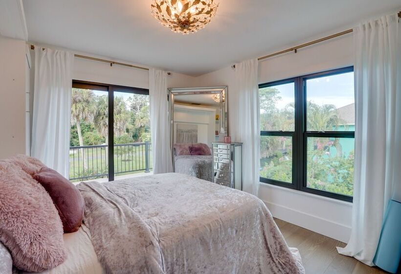 Waterfront Retreat W/ Pool Near Bonita Beach!