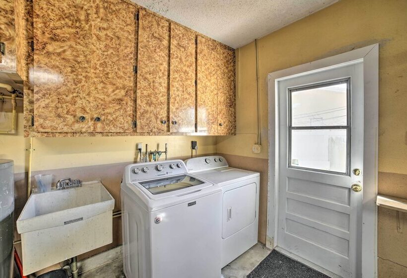 Waterfront Tampa Oasis W/ Outdoor Bar & Grill