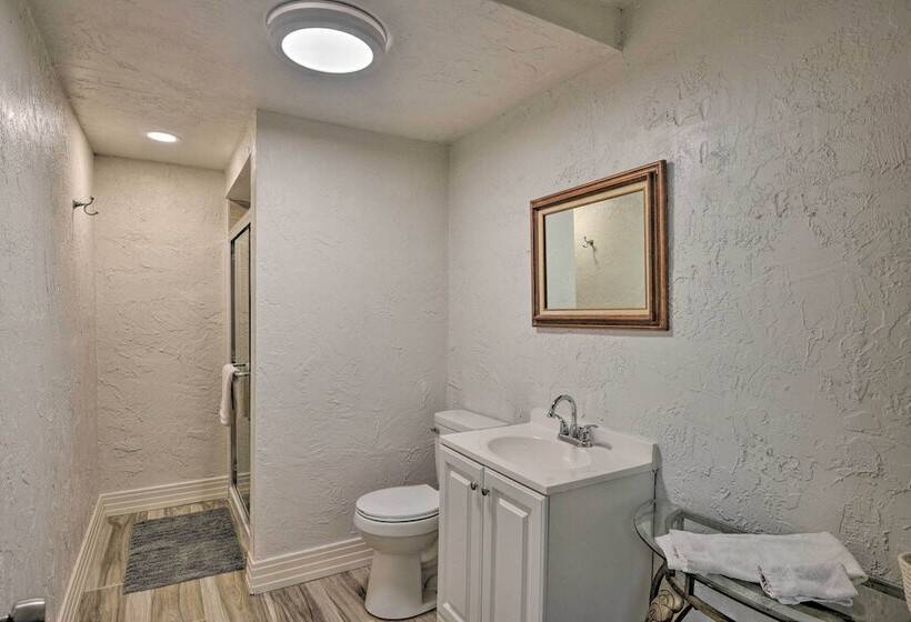 Waterfront Welaka Escape W/ Private Docks!