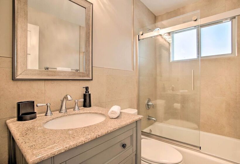 Wilton Manors Home W/ Pool ~ 4 Mi To Beach!