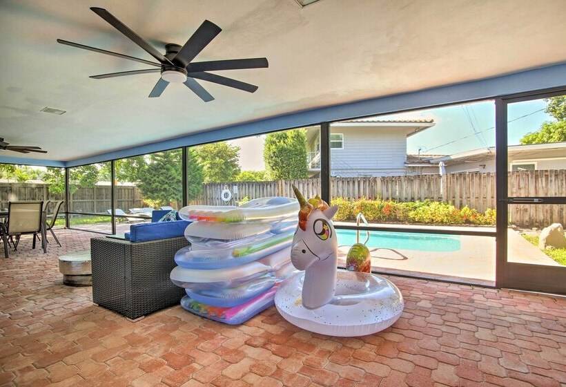 Wilton Manors Home W/ Pool ~ 4 Mi To Beach!
