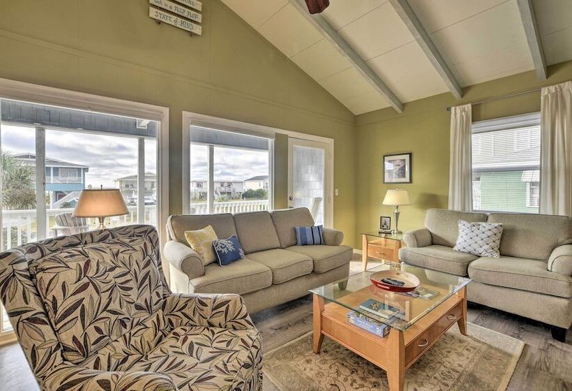 Holden Beach Family Abode   Steps To Ocean!