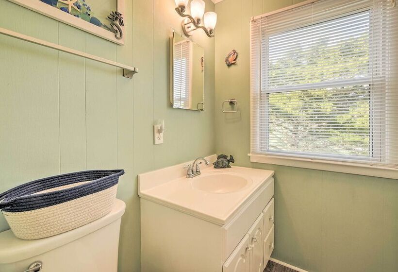 Holden Beach Family Abode   Steps To Ocean!