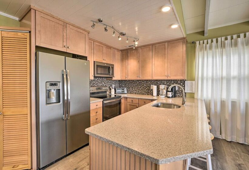 Holden Beach Family Abode   Steps To Ocean!