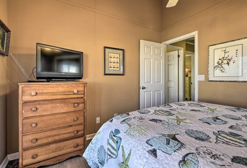 Holden Beach Family Abode   Steps To Ocean!