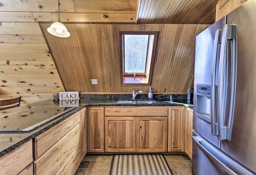 A Frame Cabin W/ Private Boat Dock!