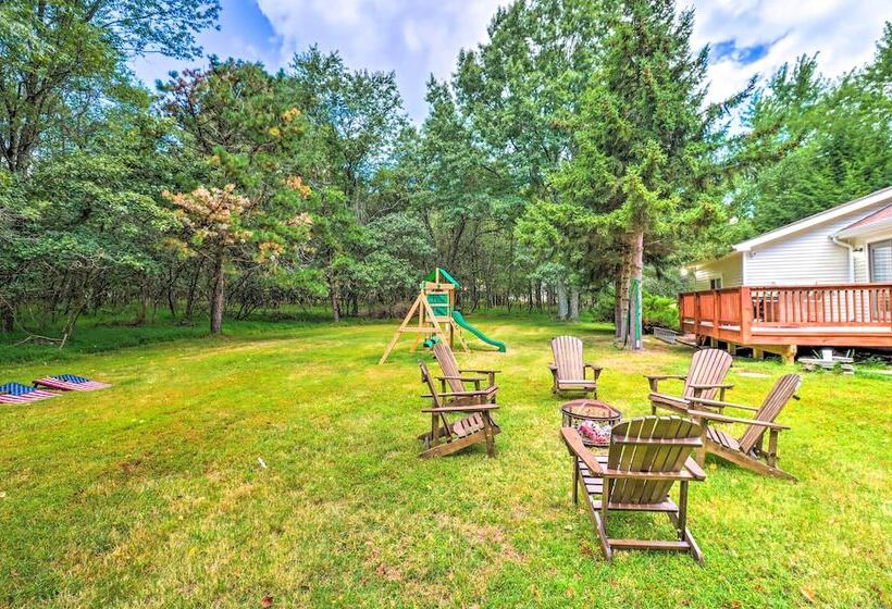 Albrightsville Cottage, Walk To Wolf Run Lake!