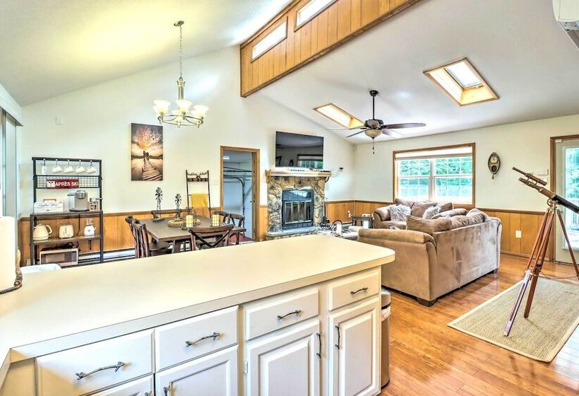 Albrightsville Cottage, Walk To Wolf Run Lake!