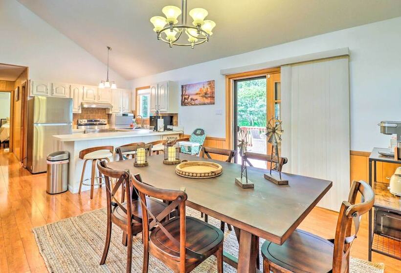 Albrightsville Cottage, Walk To Wolf Run Lake!