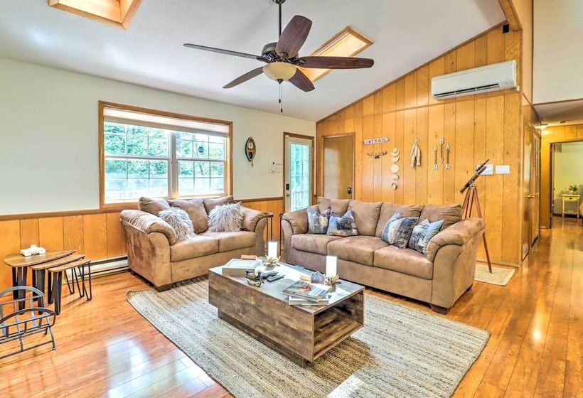 Albrightsville Cottage, Walk To Wolf Run Lake!