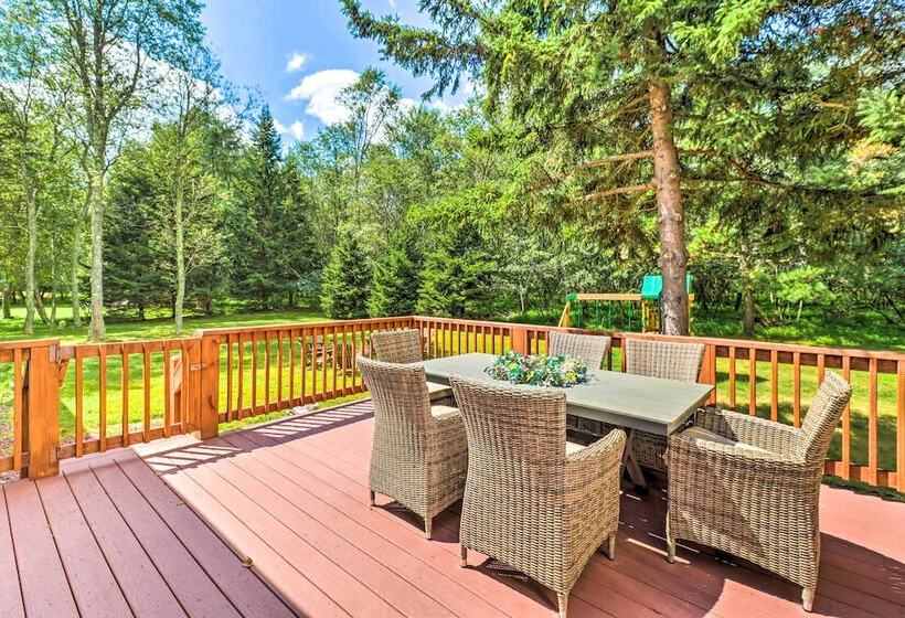 Albrightsville Cottage, Walk To Wolf Run Lake!