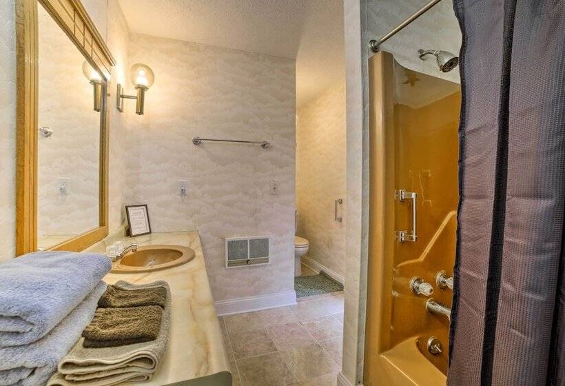 Alpine Lake Resort Home: Stunning Lake Views!