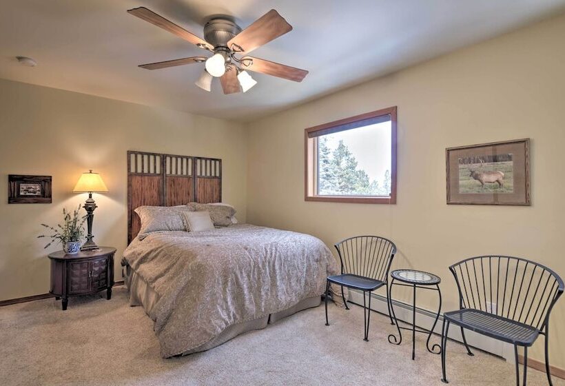 Spacious Angel Fire Cabin < 4 Miles To Resort!