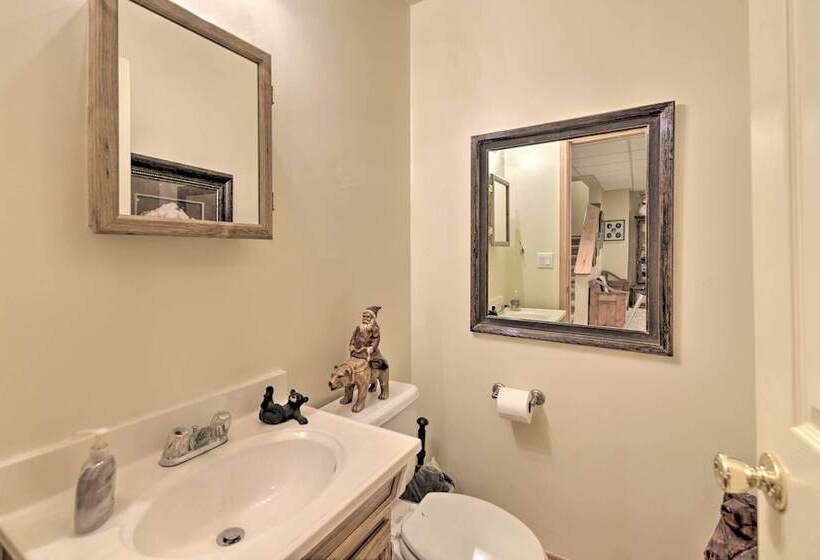 Spacious Angel Fire Cabin < 4 Miles To Resort!