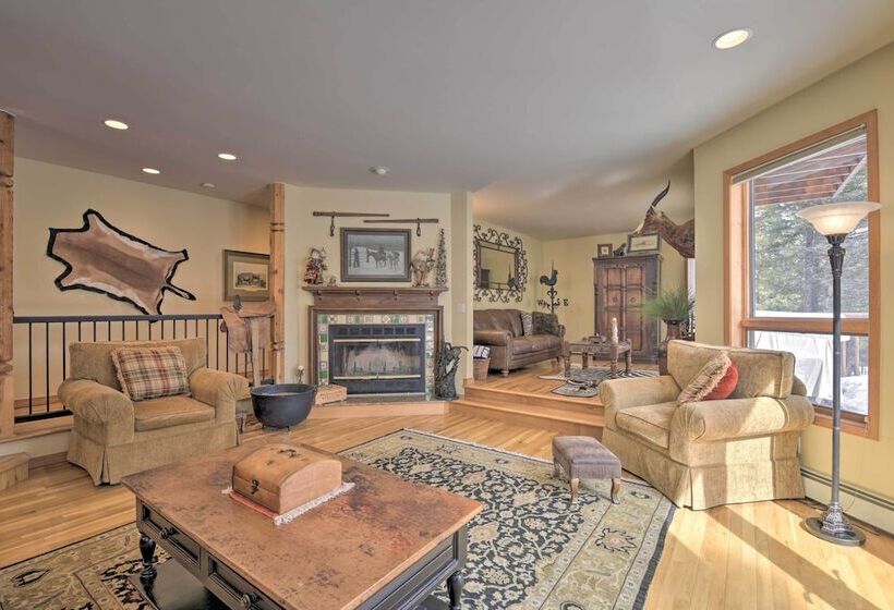Spacious Angel Fire Cabin < 4 Miles To Resort!