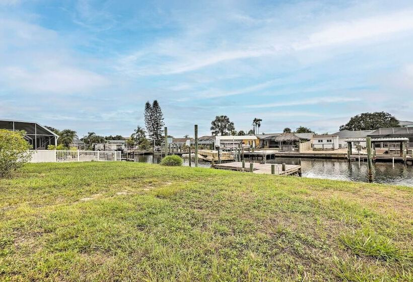 Apollo Beach Waterfront Retreat W/ Boat Dock!