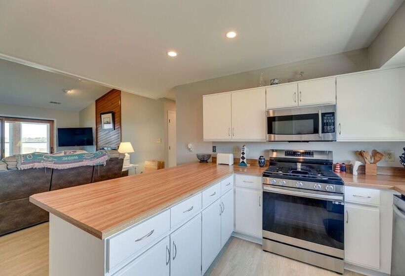 Atlantic Beach Home By Fort Macon State Park