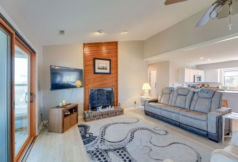 Atlantic Beach Home By Fort Macon State Park