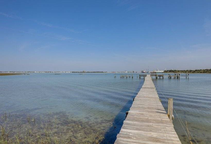 Atlantic Beach Home By Fort Macon State Park
