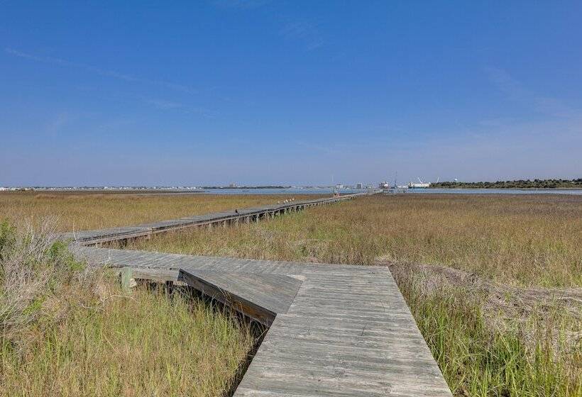 Atlantic Beach Home By Fort Macon State Park