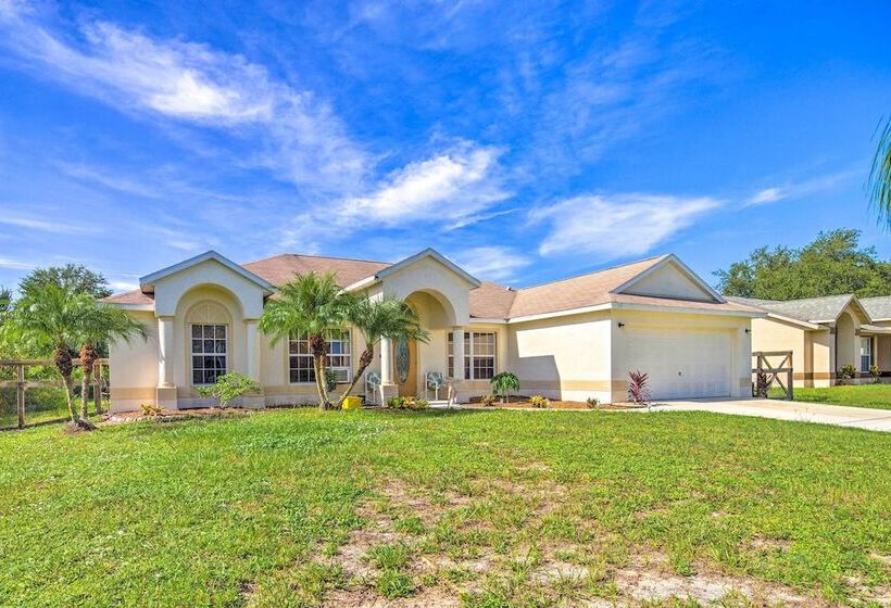 Banzai Palm Bay  Home Near Parks & Beaches!