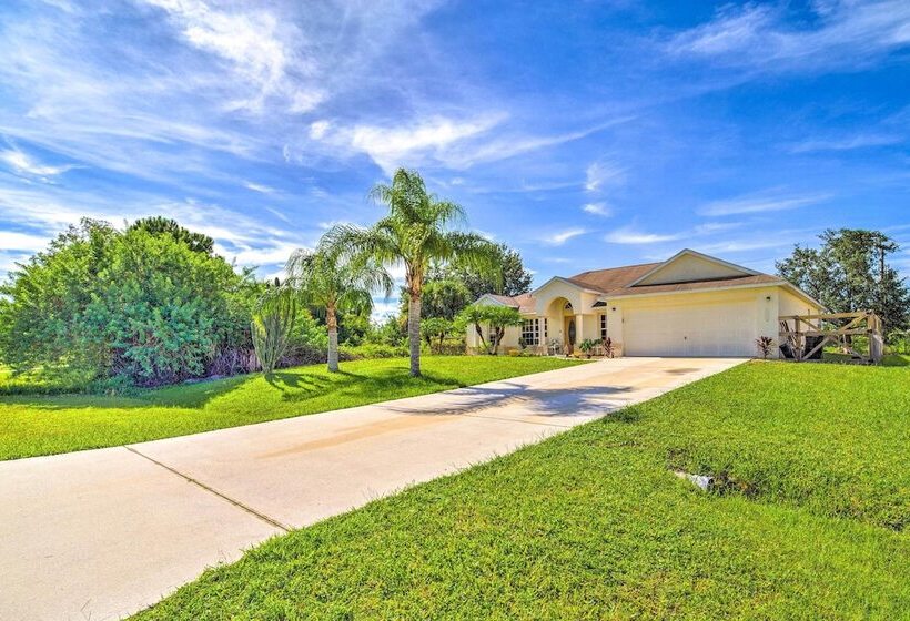 Banzai Palm Bay  Home Near Parks & Beaches!