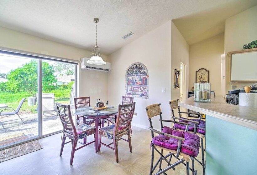 Banzai Palm Bay  Home Near Parks & Beaches!