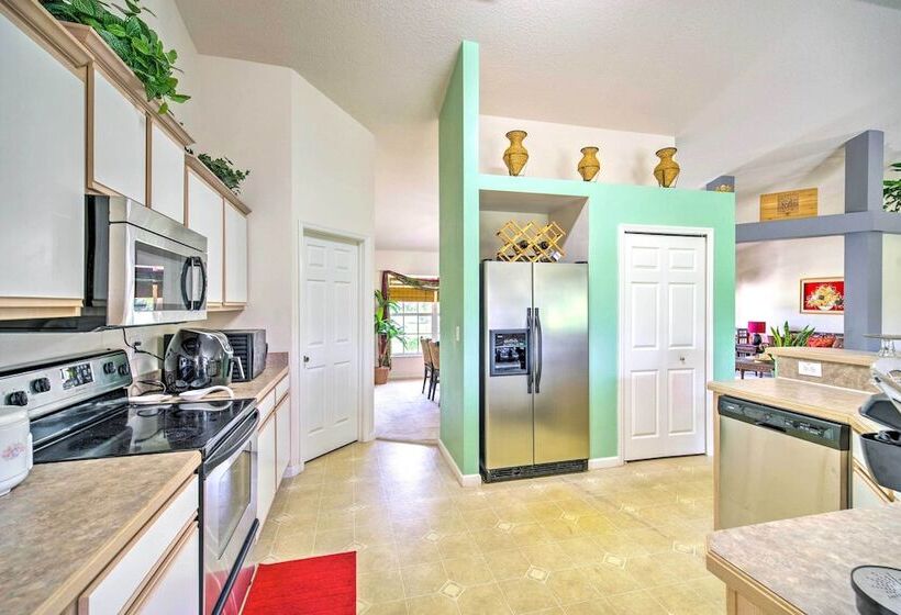 Banzai Palm Bay  Home Near Parks & Beaches!