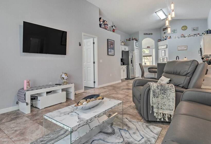 Games, Pool, Golf Course View: Haines City Home