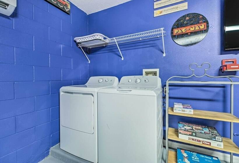 Games, Pool, Golf Course View: Haines City Home