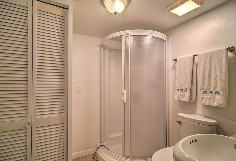 Beachfront Indian Rocks Escape W/ Ocean View Deck!