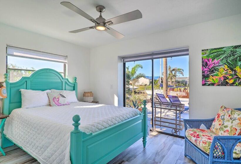 Swim, Fish & Boat: Beachy Home In Cape Coral!